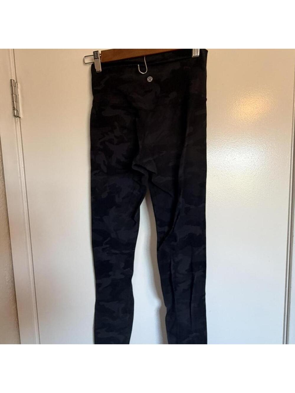Lululemon Align High Rise Leggings Heritage 365 Camo Deep Coal Multi Size 4